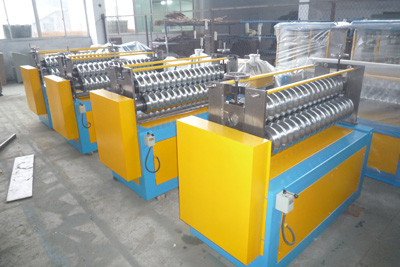 Roof Panel Forming Machine